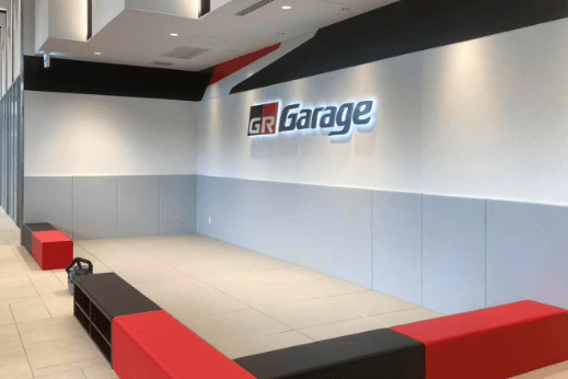 GR Garageさま 室内サイン